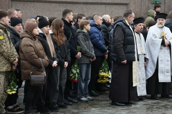 У Луцьку попрощалися з загиблим на війні відомим спортсменом Олексієм Бондаренком (фото)