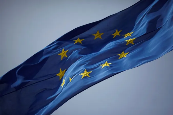 Європарламент проголосував за безвіз для України