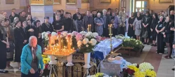 У Луцьку прощалися із священником з церкви УПЦ МП (фото)