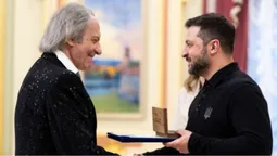 Народний артист з Луцька Василь Зінкевич отримав від президента відзнаку
