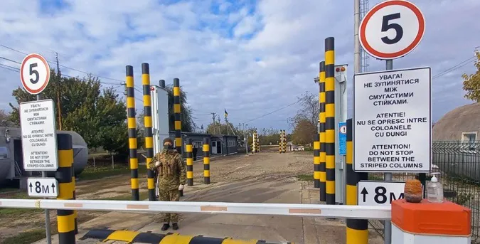 В «Устилузі» та «Ягодині» затримали чотирьох чоловіків, які хотіли втекти за кордон