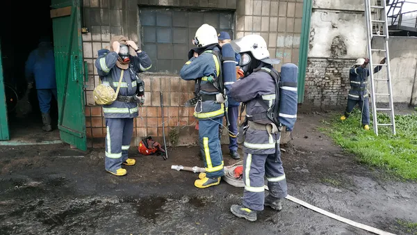 Було сильне задимлення: на Маневицькому торфозаводі «гасили» пожежу (фото)