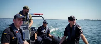 «За п'ять хвилин може статися біда»: водна поліція показала небезпечний бік Світязя (фото)