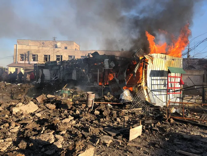 Армія РФ завдала ракетних ударів по Харківщині: багато постраждалих (фото, відео)