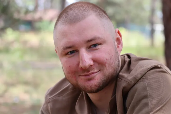 «Врага не буде, супостата»: волинський тероборонівець зробив татуювання зі словами Шевченка (фото)