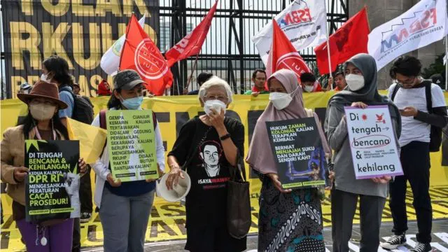 Тюрма за позашлюбний секс: закон в Індонезії називають катастрофою
