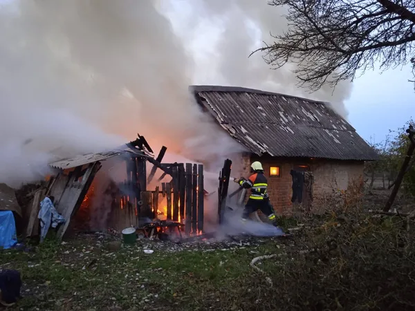 У Шацькій громаді під час гасіння пожежі знайшли тіло чоловіка (фото)