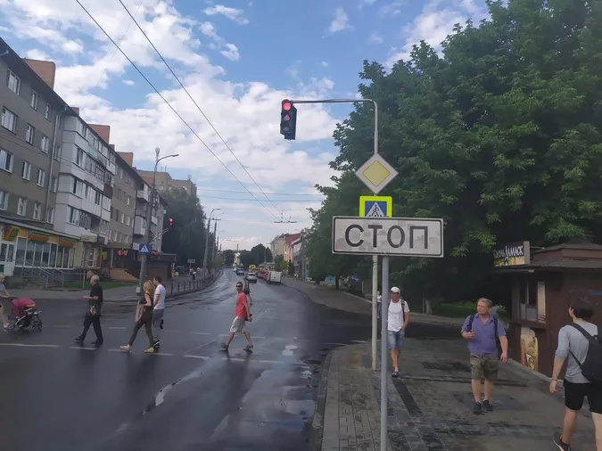 У Луцьку просять дозволити правий поворот з Винниченка на Потапова