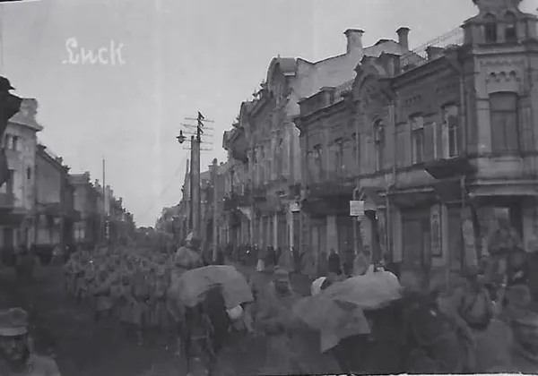 Луцьк не впізнати: що було на місці вулиці Лесі Українки понад 100 років тому