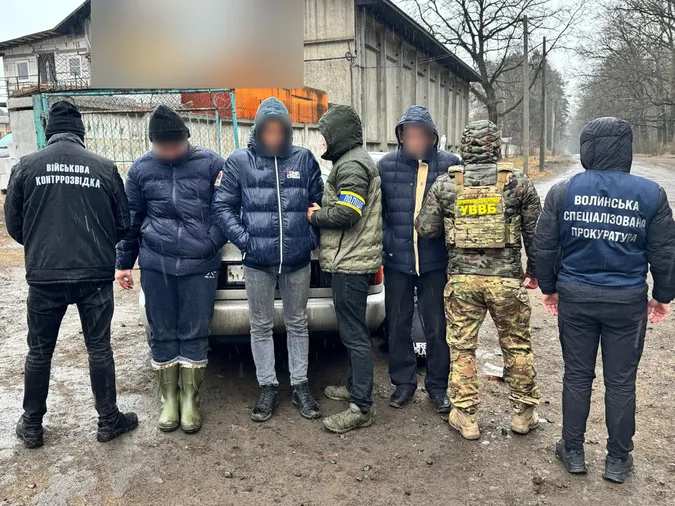 На Волині затримали рівнян, які переправляли ухилянтів за кордон (фото)