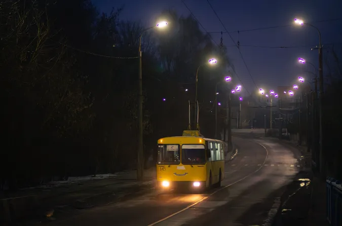Луцькі тролейбуси святкують 54: в мережі показали святкову добірку фото «рогатих»