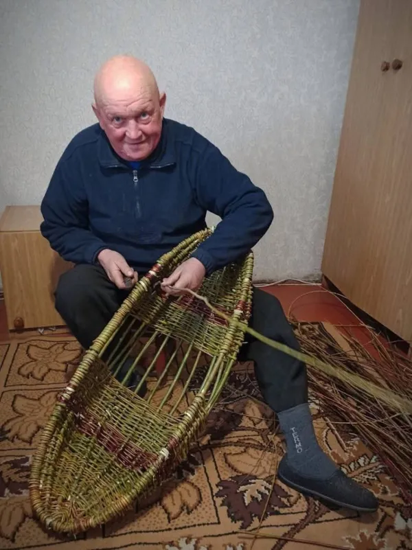 Пів століття з лозою: як майстер з Волині зберігає найдревніший промисел