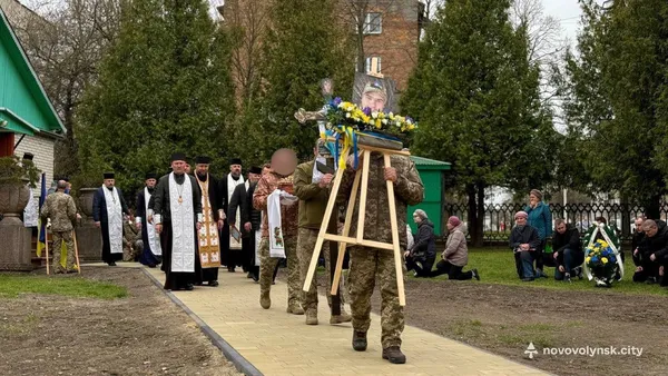 На Волині попрощалися із захисником Юрієм Березовським (фото)