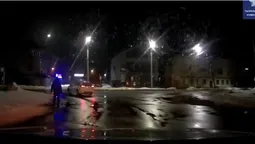 У Луцьку оштрафували пішохода, який не там перейшов дорогу (відео)