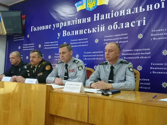Не їздити п'яним та дивитися за дітьми: у поліції Волині дають настанови до свят