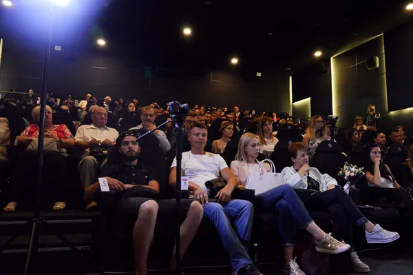 Олена Палагута розповіла про успіх «Континіуму» свідомим лучанам (фото)
