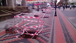 На вулиці Лесі Українки зняли нову бруківку (фото)
