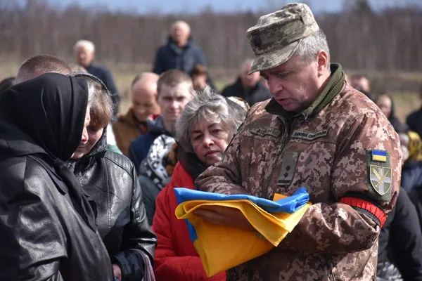 У Луцькому районі попрощалися із полеглим на війні Іваном Войтовичем (фото)