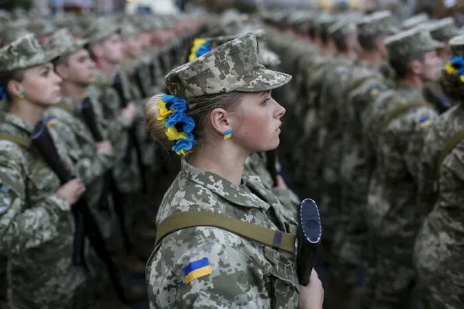 Обмеження виїзду жінок за кордон стосуватиметься не всіх військовозобов'язаних, – депутат