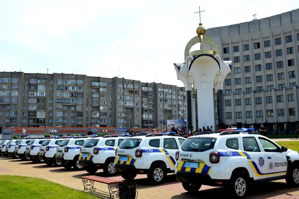 Волинські офіцери громад отримали 25 новеньких службових автомобілів (фото, відео)
