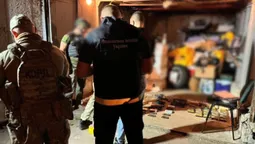 Поліція Волині затримала угруповання, яке нелегально продавало зброю (фото, відео)