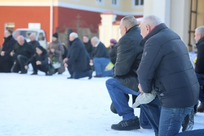 У Луцьку пропрощалися з воїнами Андрієм Максименком та Віталієм Куделею
