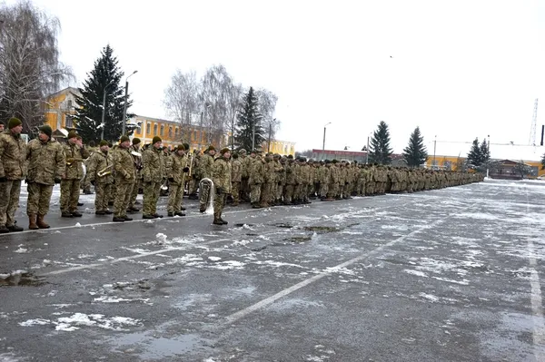 Із «Богом забутої військової частини зробили »лялечку