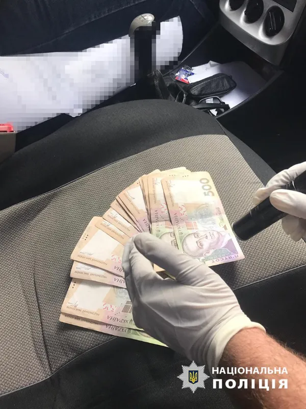 Заступник міського голови Володимира-Волинського вимагав від підприємця 10 тисяч гривень хабара (фото)