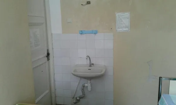 Показали жахливі умови в інфекційній лікарні Луцька (фото)