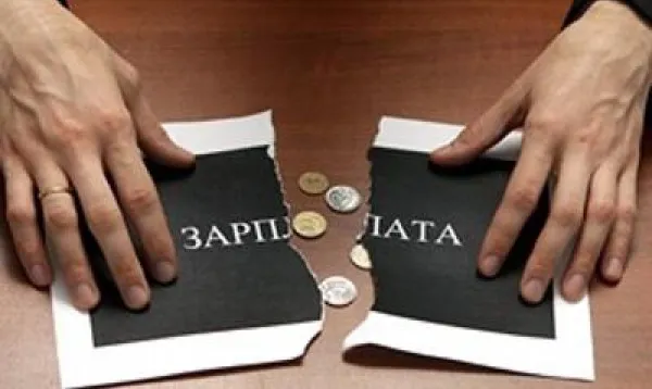 Не платила зарплати: луцька підприємиця ошукала працівниць (відео)
