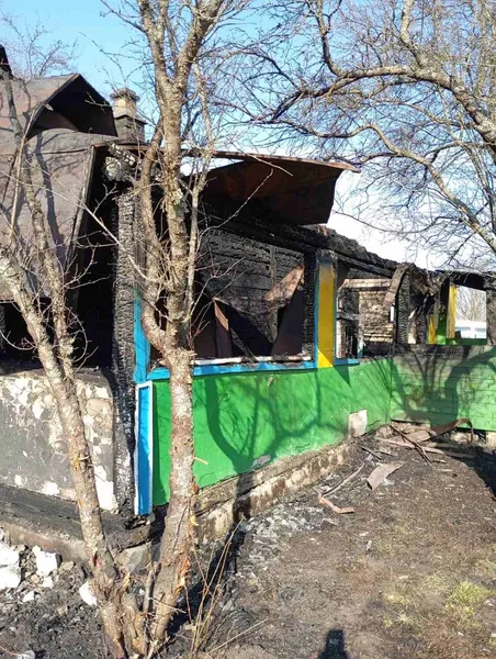 На Волині згоріла хата, де молилися прихожани УПЦ «МП» (фото)