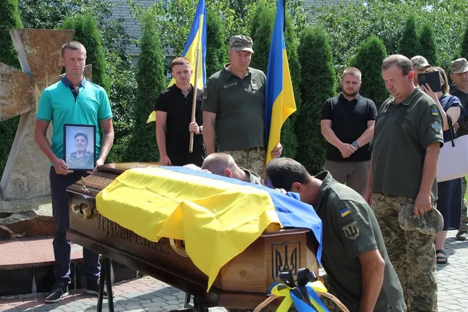 На Волині попрощалися з загиблим захисником Михайлом Присяжнюком (фото)