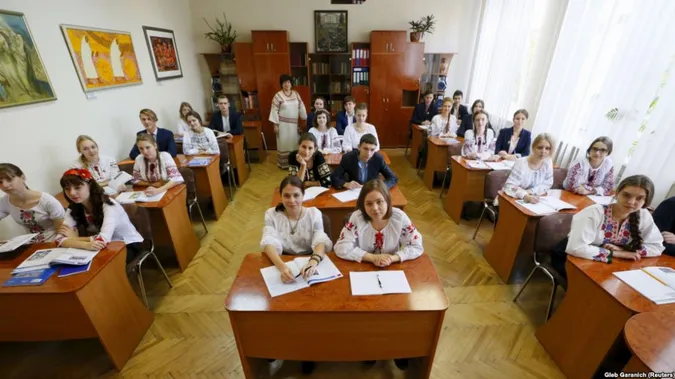 Волинські вчителі змагаються за престижну премію