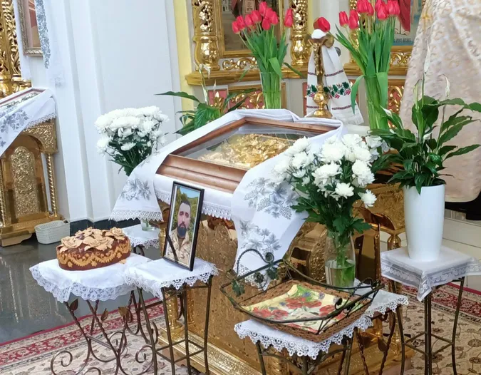 У громаді на Волині попрощалися з Героєм Денисом Деркачем (фото)