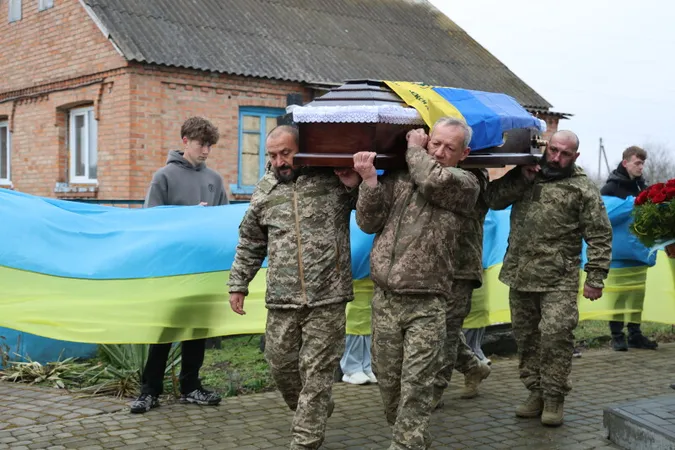 У Луцькій громаді попрощалися з полеглим Героєм Іваном Матвіюком (фото)