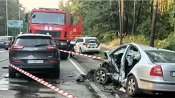 У Києві зіткнулось 9 автівок: постраждало п'ятеро людей (відео)