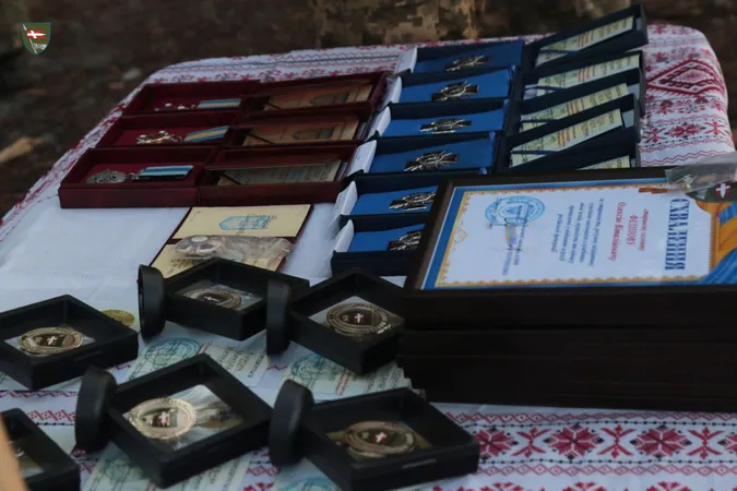 Командир «князівської» бригади вручив бійцям нагороди (фото)