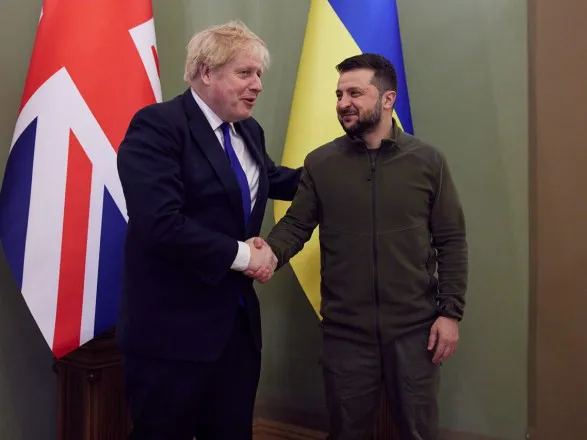 Ми станемо ще сильнішими: в ОП розповіли про результати зустрічі Зеленського і Джонсона у Києві