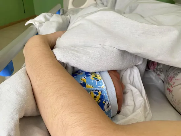 В Нововолинську народилось двоє малюків за відсутності світла