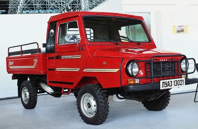 «Волинянка» з кузовом пікапа: рідкісний автомобіль Луцького автозаводу, про який мало хто знає (фото)