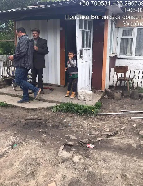 У Луцьку спіймали на «гарячому» продавця сурогату (фото)