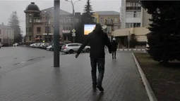 Ожеледиця у Луцьку: місто ледь тримається на ногах (фото)