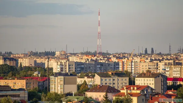 Як виглядає Луцьк із дахів багатоповерхівок (фото)