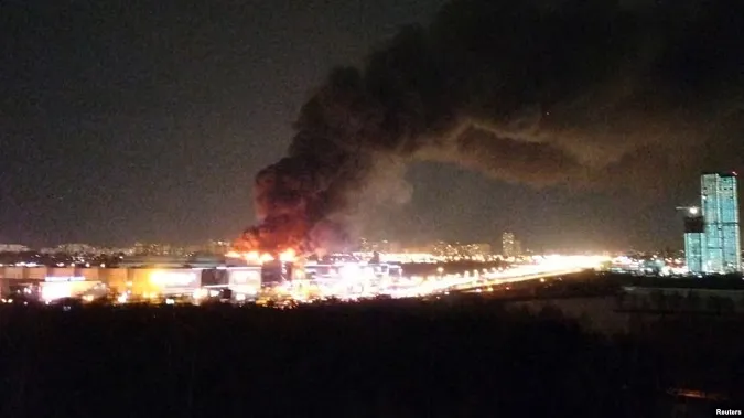 Під Москвою сталася стрілянина в популярному концертному залі – є загиблі (відео)