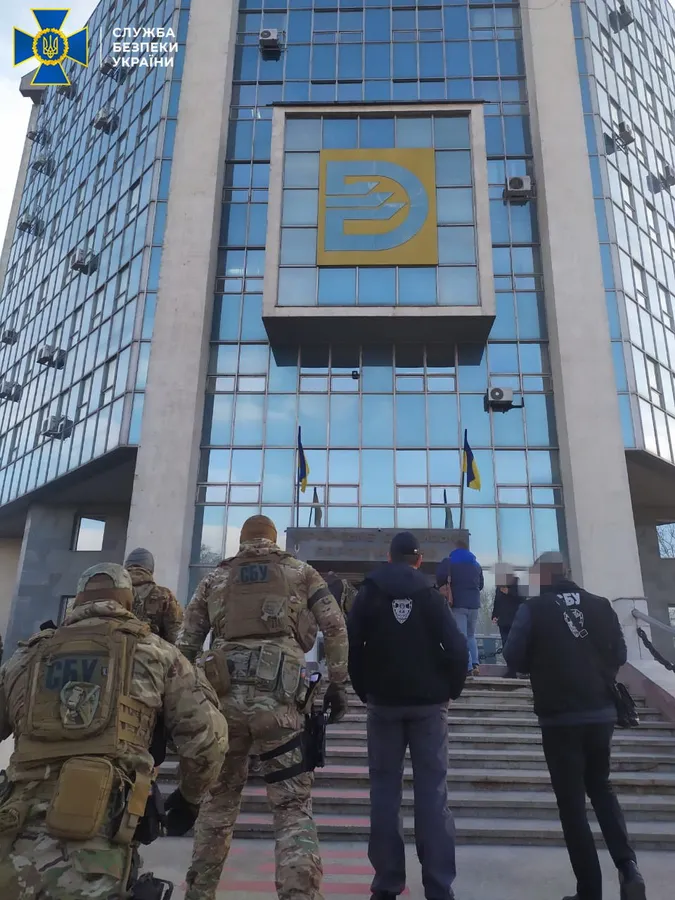 Збитків на понад 2 млрд грн: СБУ попередила незаконний продаж майна «Дунайського пароплавства»