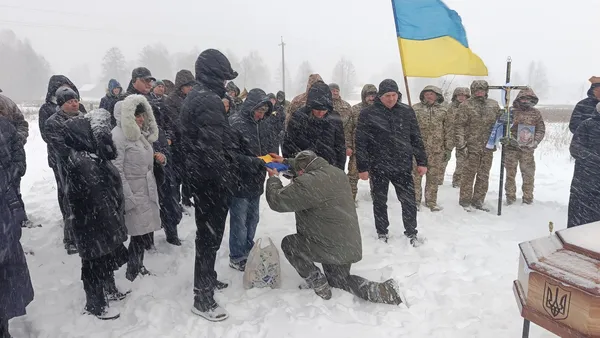 На Волині попрощалися з воїном із Херсонщини Андрієм Петренком (фото)
