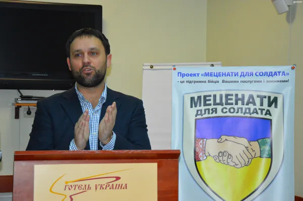 У Луцьку волонтери та солдати подякували бізнесменам-меценатам
