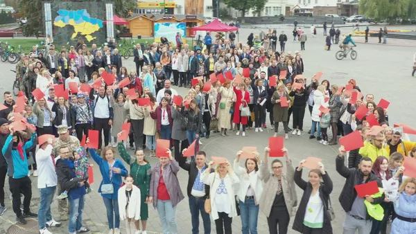 Велопробіг, вишиванки, ЗСУ❤️: як Луцьк відзначає особливий День міста (фото, відео)