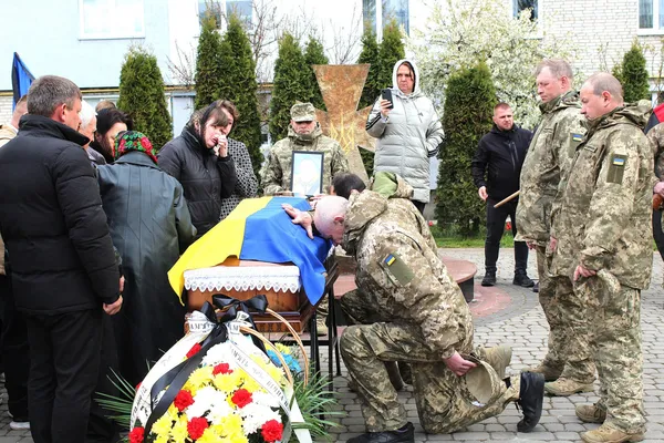 На Волині в останній земний шлях провели захисника Андрія Климюка (фото)