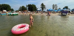 На Шацьких озерах перевірили воду після скарг на висипання: що показали аналізи